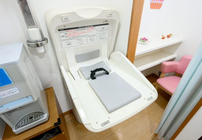 おむつ交換台