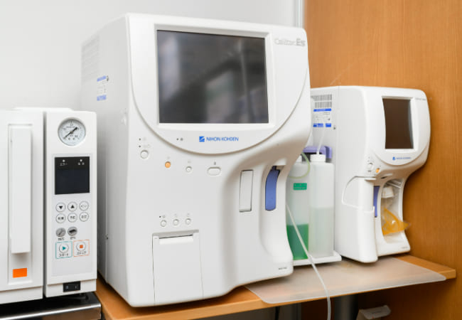 血液検査器