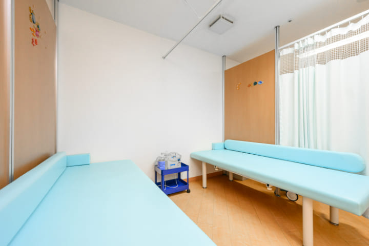 清潔な待合・診察室